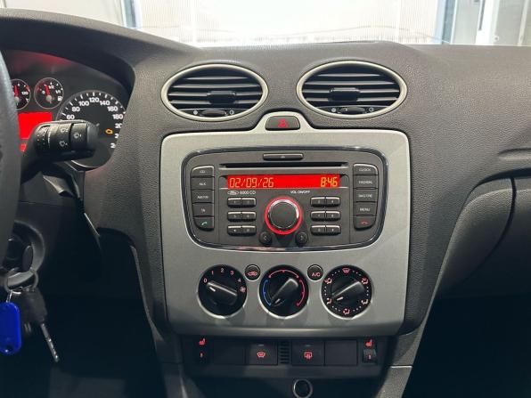 Ford Focus II с пробегом 2007 года, цена 595 000 рублей, 141497 км, седан, Автокод Объявления
