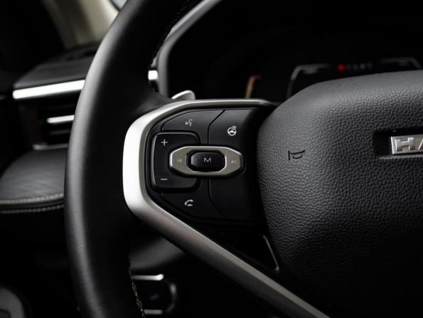 Haval Jolion I Рестайлинг с пробегом 2025 года, цена 2 399 000 рублей, 8298 км, внедорожник, Автокод Объявления