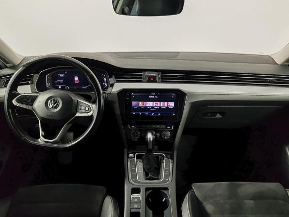Volkswagen Passat B8 Рестайлинг с пробегом 2020 года, цена 2 175 000 рублей, 102917 км, седан, Автокод Объявления