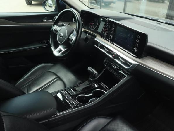 Kia K5 III с пробегом 2021 года, цена 2 614 000 рублей, 111041 км, седан, Автокод Объявления