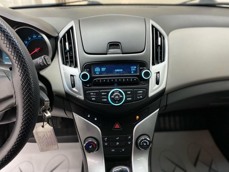 Chevrolet Cruze I Рестайлинг Энгельс  - изображение 27