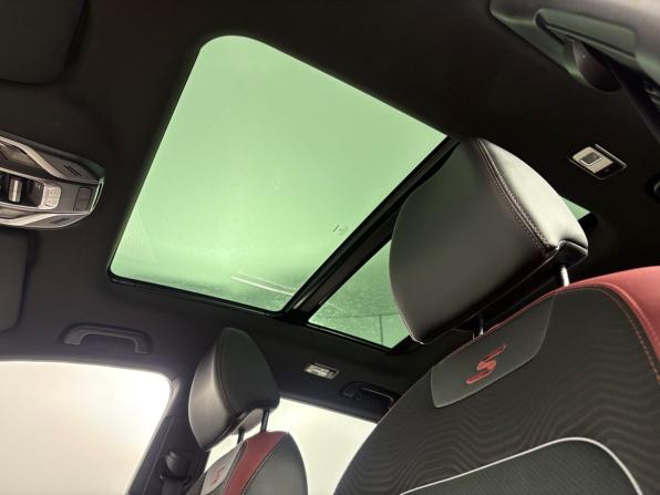 Geely Coolray I с пробегом 2023 года, цена 1 950 000 рублей, 32664 км, внедорожник, Автокод Объявления
