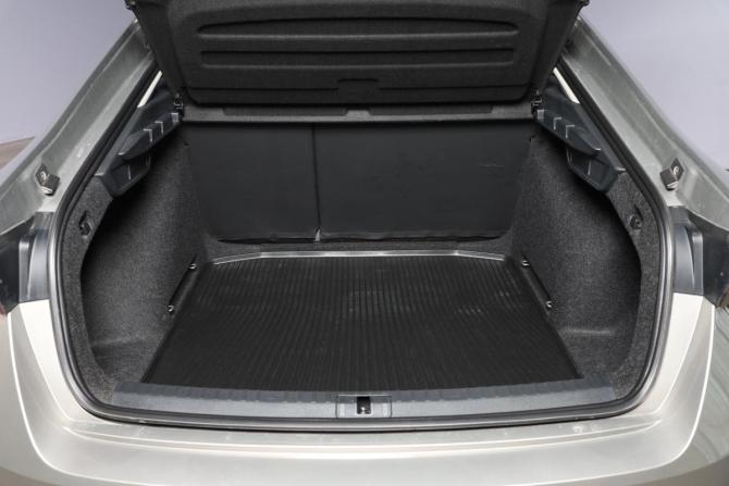 Skoda Octavia IV (A8) с пробегом 2021 года, цена 3 149 000 рублей, 66938 км, лифтбек, Автокод Объявления