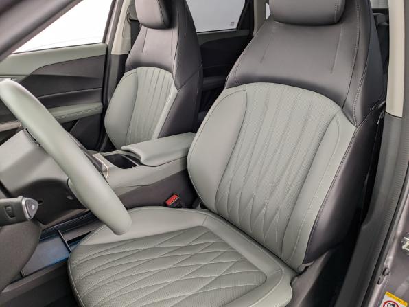 Changan Lamore с пробегом 2023 года, цена 1 900 000 рублей, 43759 км, седан, Автокод Объявления