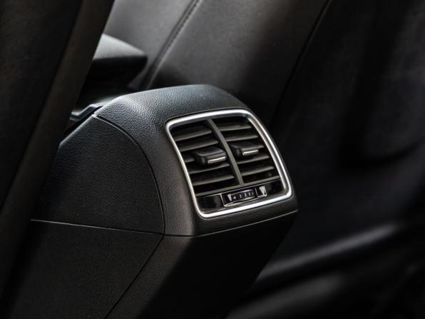 Audi Q3 I (8U) Рестайлинг с пробегом 2015 года, цена 1 898 000 рублей, 109649 км, внедорожник, Автокод Объявления