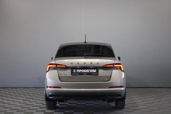 Skoda Rapid II с пробегом 2021 года, цена 1 749 000 рублей, 59284 км, лифтбек, Автокод Объявления