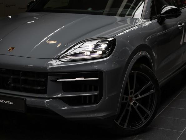 Porsche Cayenne III Рестайлинг с пробегом 2025 года, цена 17 500 000 рублей, 668 км, внедорожник, Автокод Объявления