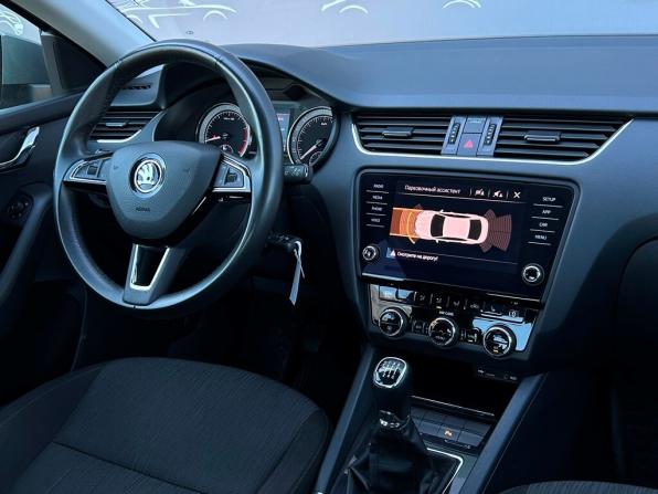 Skoda Octavia III (A7) Рестайлинг с пробегом 2017 года, цена 1 468 700 рублей, 184423 км, лифтбек, Автокод Объявления