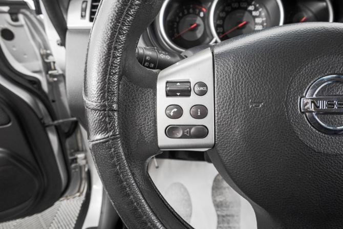 Nissan Tiida I с пробегом 2008 года, цена 749 000 рублей, 260000 км, хэтчбек, Автокод Объявления