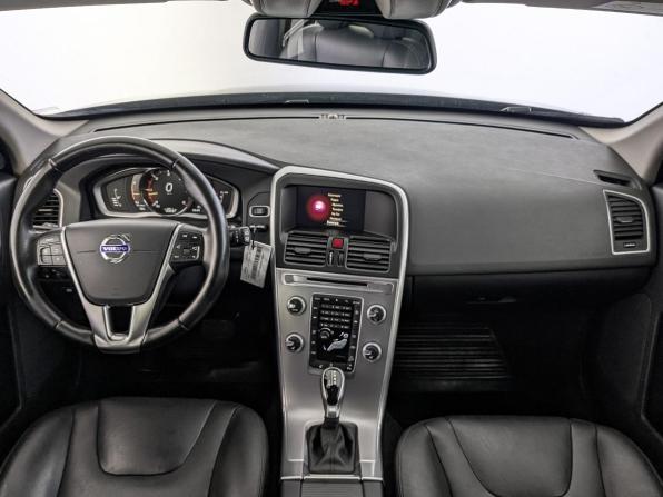 Volvo XC60 I Рестайлинг с пробегом 2017 года, цена 2 400 000 рублей, 160056 км, внедорожник, Автокод Объявления