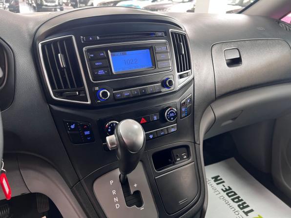 Hyundai Grand Starex I Рестайлинг с пробегом 2016 года, цена 2 445 000 рублей, 211590 км, минивэн, Автокод Объявления