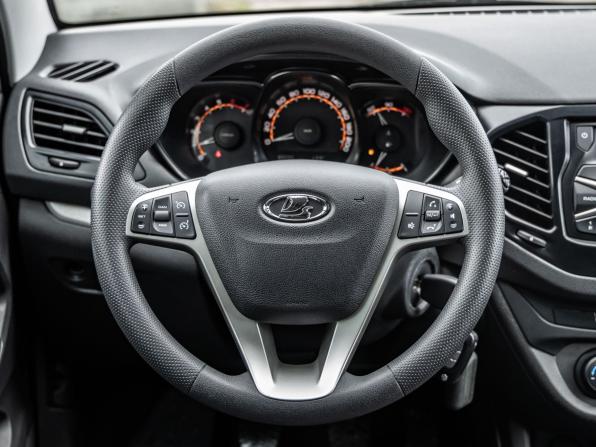 Lada (ВАЗ) Vesta I с пробегом 2019 года, цена 1 065 000 рублей, 55555 км, седан, Автокод Объявления