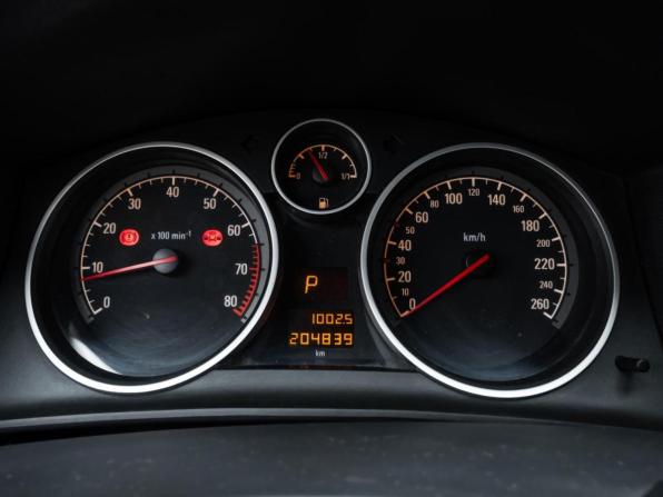 Opel Astra H Рестайлинг с пробегом 2010 года, цена 670 000 рублей, 204839 км, седан, Автокод Объявления