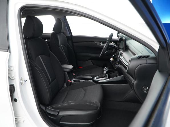 Kia Cerato IV с пробегом 2018 года, цена 1 831 444 рубля, 87045 км, седан, Автокод Объявления