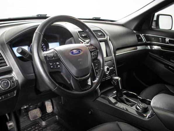 Ford Explorer V Рестайлинг 2 с пробегом 2019 года, цена 3 645 000 рублей, 97500 км, внедорожник, Автокод Объявления