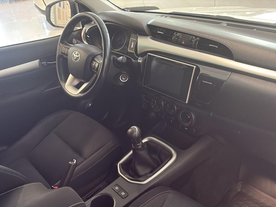 Toyota Hilux VIII Омск  - изображение 14