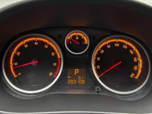 Opel Corsa D Рестайлинг II с пробегом 2011 года, цена 649 000 рублей, 203108 км, хэтчбек, Автокод Объявления