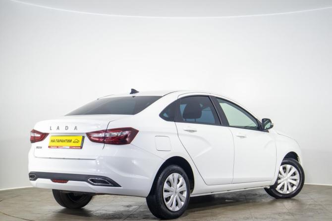 Lada (ВАЗ) Vesta I Рестайлинг (NG) с пробегом 2024 года, цена 1 449 000 рублей, 65000 км, седан, Автокод Объявления