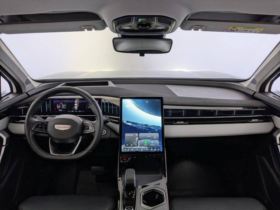 Geely Atlas II Москва  - изображение 14