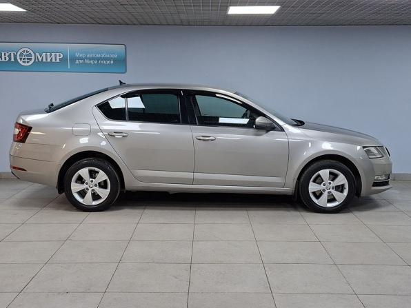 Skoda Octavia III (A7) Рестайлинг с пробегом 2019 года, цена 2 250 000 рублей, 109800 км, лифтбек, Автокод Объявления