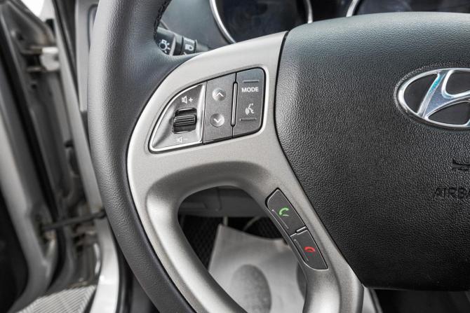 Hyundai ix35 I Рестайлинг с пробегом 2014 года, цена 1 599 000 рублей, 237000 км, внедорожник, Автокод Объявления