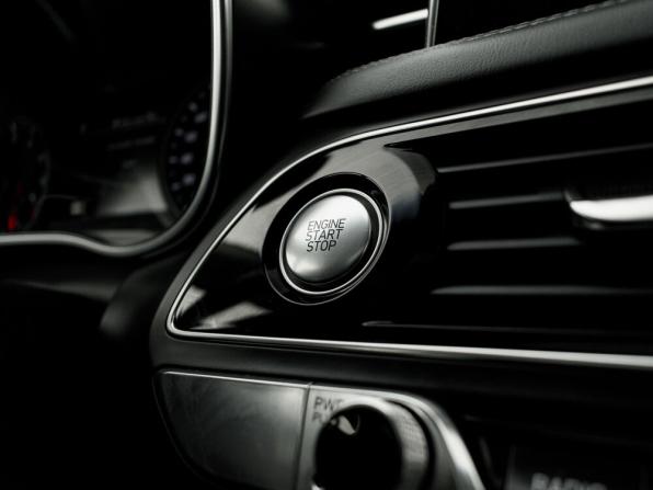 Genesis G70 I с пробегом 2018 года, цена 2 350 000 рублей, 57790 км, седан, Автокод Объявления