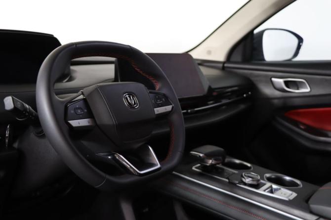 Changan CS55 Plus II с пробегом 2023 года, цена 2 149 990 рублей, 31816 км, внедорожник, Автокод Объявления