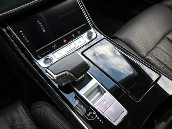 Audi A8 IV (D5) Рестайлинг с пробегом 2023 года, цена 7 600 000 рублей, 26466 км, седан, Автокод Объявления