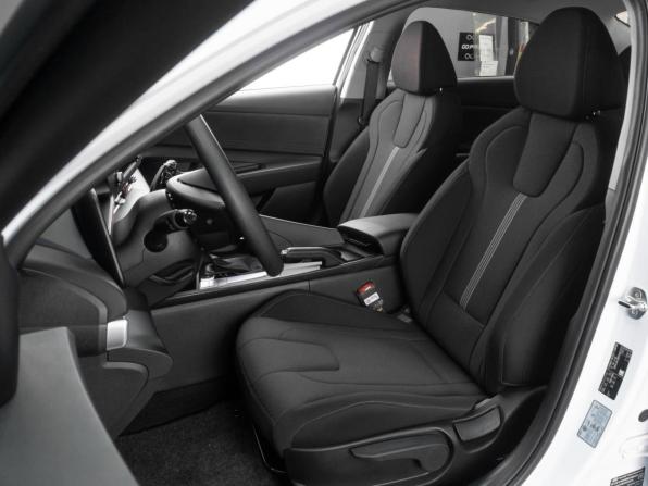 Hyundai Elantra VII (CN7) Рестайлинг с пробегом 2024 года, цена 2 615 000 рублей, 1081 км, седан, Автокод Объявления