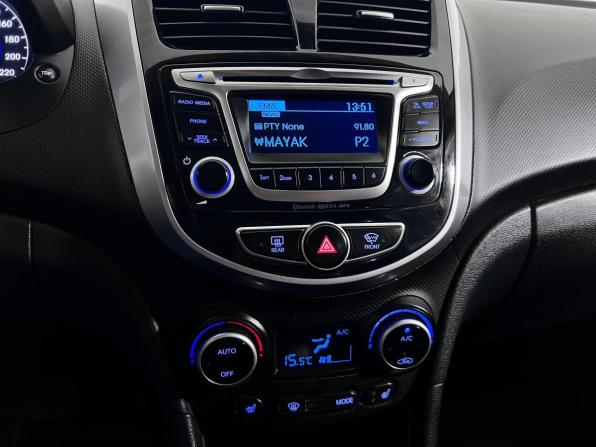 Hyundai Solaris I Рестайлинг с пробегом 2015 года, цена 995 000 рублей, 202731 км, седан, Автокод Объявления
