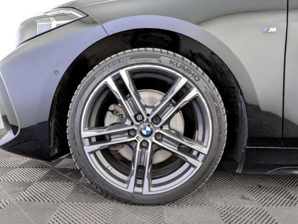 BMW 1 серии III (F40) с пробегом 2019 года, цена 2 490 000 рублей, 131803 км, хэтчбек, Автокод Объявления