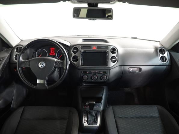 Volkswagen Tiguan I с пробегом 2009 года, цена 1 299 000 рублей, 137695 км, внедорожник, Автокод Объявления