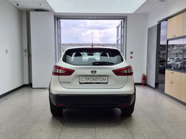 Nissan Qashqai II с пробегом 2015 года, цена 1 500 000 рублей, 81870 км, внедорожник, Автокод Объявления