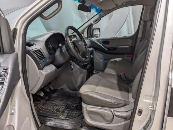 Hyundai Grand Starex I с пробегом 2010 года, цена 880 000 рублей, 189450 км, фургон, Автокод Объявления