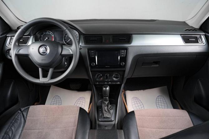 Skoda Rapid I Рестайлинг с пробегом 2018 года, цена 1 039 000 рублей, 219000 км, седан, Автокод Объявления
