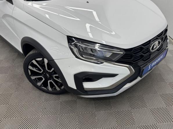 Lada (ВАЗ) Vesta I Рестайлинг (NG) с пробегом 2023 года, цена 1 399 000 рублей, 44558 км, седан, Автокод Объявления