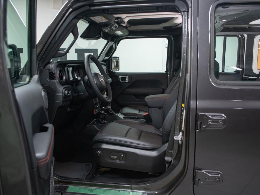Jeep Wrangler IV (JL) Рестайлинг Новосибирск  - изображение 11