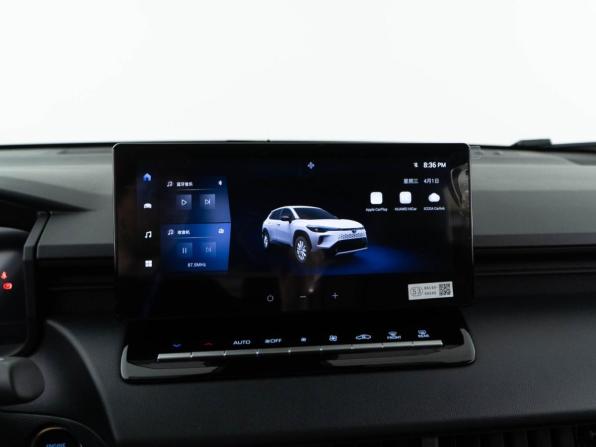 Toyota Corolla Cross I Рестайлинг с пробегом 2025 года, цена 3 896 900 рублей, 232 км, внедорожник, Автокод Объявления