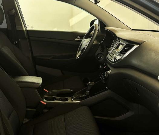 Hyundai Tucson III с пробегом 2017 года, цена 1 450 000 рублей, 306950 км, внедорожник, Автокод Объявления