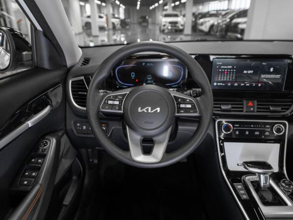 Kia Seltos I Рестайлинг с пробегом 2026 года, цена 2 950 000 рублей, 11 км, внедорожник, Автокод Объявления