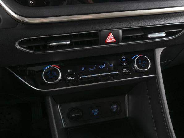 Hyundai Sonata VIII (DN8) с пробегом 2021 года, цена 2 999 000 рублей, 670 км, седан, Автокод Объявления