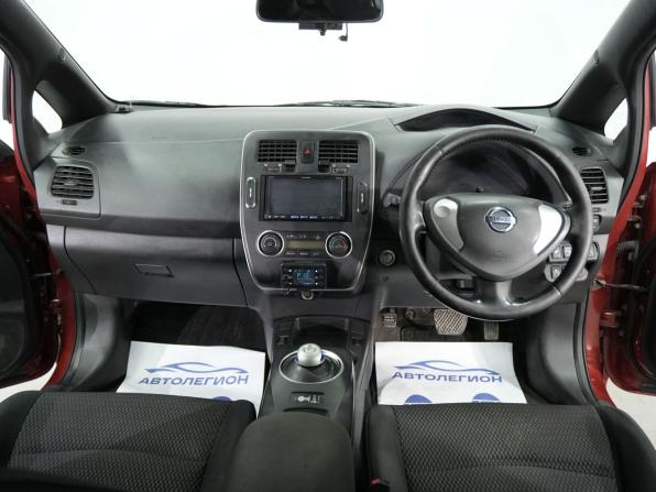 Nissan Leaf I (ZE0/AZE0) с пробегом 2014 года, цена 780 000 рублей, 216600 км, хэтчбек, Автокод Объявления