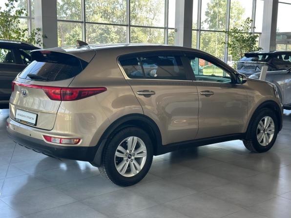 Kia Sportage IV с пробегом 2018 года, цена 1 979 000 рублей, 122000 км, внедорожник, Автокод Объявления