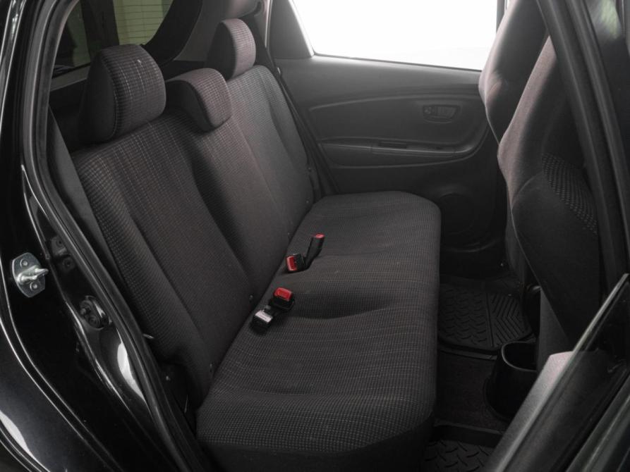 Toyota Vitz III (XP130) Рестайлинг Тюмень  - изображение 9