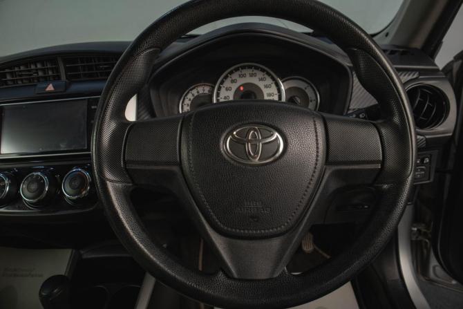 Toyota Corolla XI (E160 E170 E180) с пробегом 2014 года, цена 999 000 рублей, 181000 км, универсал, Автокод Объявления