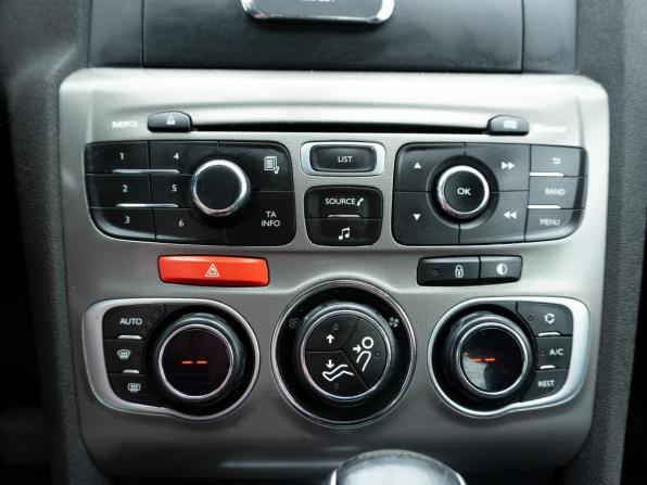 Citroen C4 II Рестайлинг с пробегом 2017 года, цена 869 000 рублей, 85423 км, седан, Автокод Объявления