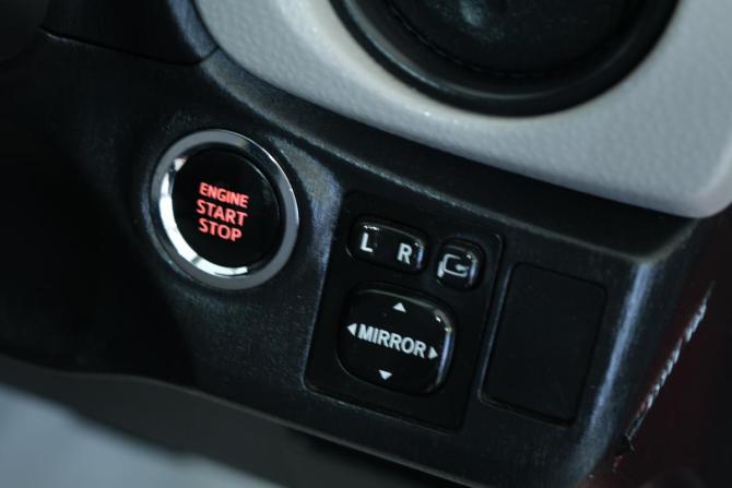 Toyota Vitz III (XP130) с пробегом 2011 года, цена 769 000 рублей, 116000 км, хэтчбек, Автокод Объявления