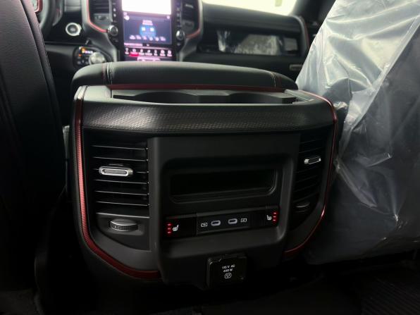 Ram 1500 V Рестайлинг с пробегом 2026 года, цена 9 950 000 рублей, 66 км, offers.body_type.unknown, Автокод Объявления