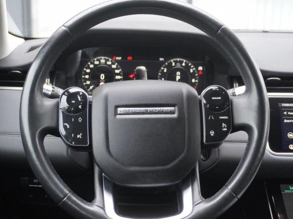 Land Rover Range Rover Evoque II с пробегом 2019 года, цена 3 300 000 рублей, 93202 км, внедорожник, Автокод Объявления