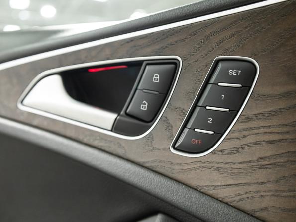 Audi A6 IV (C7) Рестайлинг с пробегом 2016 года, цена 2 140 000 рублей, 126010 км, седан, Автокод Объявления